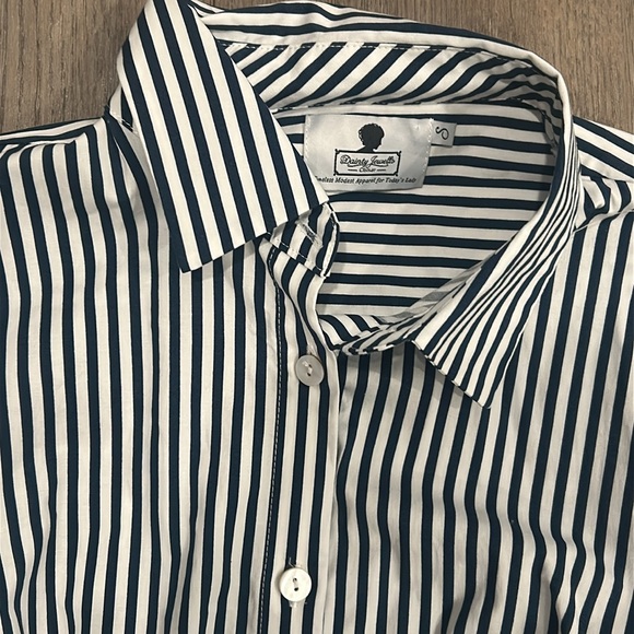 Dainty Jewells Navy Striped Button Down Dress with Pockets and Belt Size Small - Picture 2 of 5